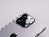 La serie iPhone 14 constará de cuatro modelos, con un nuevo modelo Max que sustituirá al mini. (Fuente de la imagen: Howard Bouchevereau)