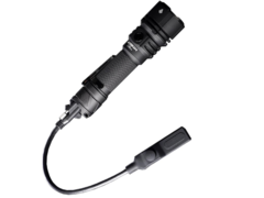 La L16 2.0 puede equiparse con un mando a distancia USB-C. (Imagen: Acebeam)