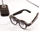 Las gafas Dynabook dynaEdge XR1 permiten a las empresas fusionar realidad e información. (Fuente de la imagen: Dynabook)