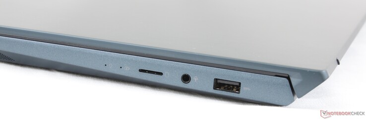 Derecha : Lector MicroSD, audio combo de 3.5 mm, USB 3.1 Gen. 1 Tipo-A