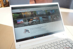 Visionado exterior a la luz del día