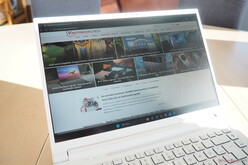 Visionado exterior a la luz del día