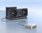 El Peladn WO5 tiene un puerto USB4. En la imagen: el mini PC conectado a una configuración de eGPU.