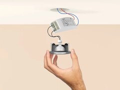 El nuevo transformador Philips Hue MR16 está diseñado para algunos de los focos de la marca (en la imagen). (Fuente de la imagen: Philips Hue)