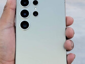 Una foto filtrada de un prototipo de Galaxy S24 Ultra. (Fuente de la imagen: @DavidMa05368498)