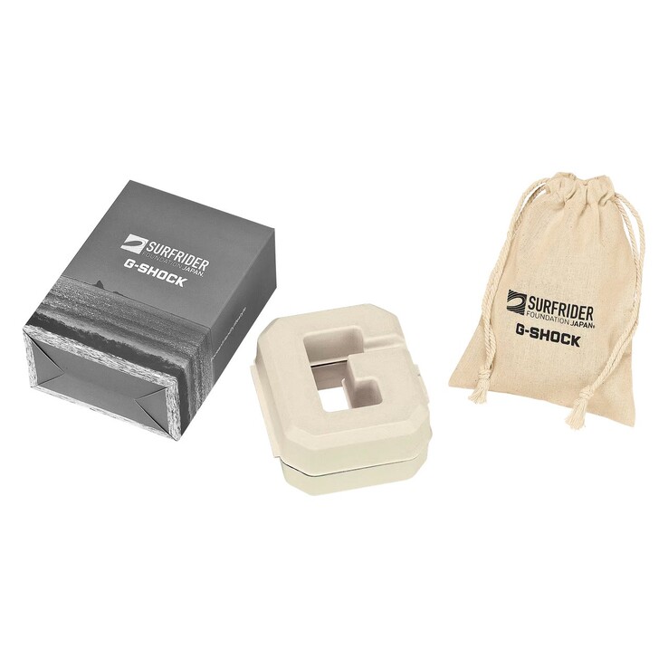 La GBX100SFJ-1 se presenta en un embalaje especial respetuoso con el medio ambiente, con una bolsa personalizada de la Surfrider Foundation Japan.