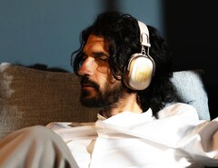 Los últimos auriculares sobre oreja de House of Marley deberían durar 130 horas con una carga completa (Fuente de la imagen: House of Marley)