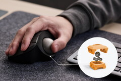 El ratón trackball Elecom Ist Plus (IT10MRS) utiliza rodillos de 5 bolas con fricción reducida.
