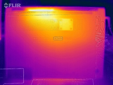 LG Ultra PC 16" con Ryzen 3 5300U - distribución del calor durante la prueba de estrés (abajo)