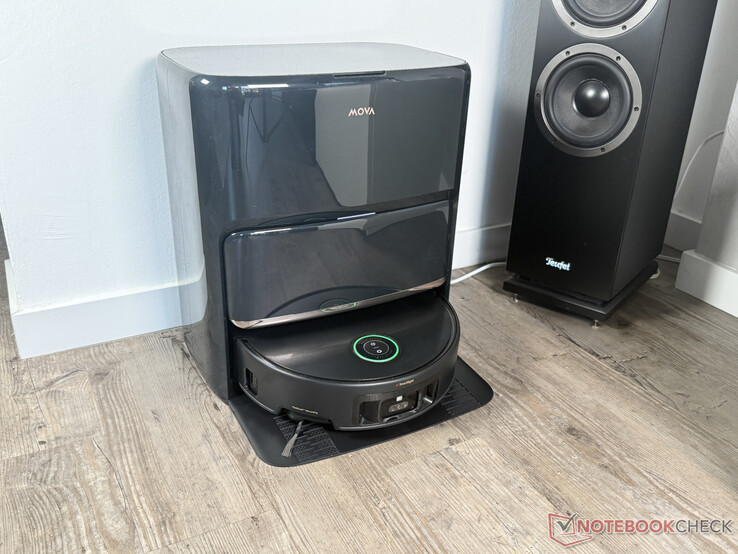 Rodillo Mova Z60 Ultra Completo durante la carga