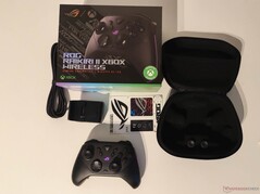 También se incluye en el paquete un pequeño receptor USB