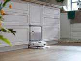 El robot aspirador Roborock Qrevo Master encabeza la gama Qrevo. (Fuente de la imagen: Roborock)