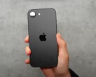 Se espera que el iPhone SE 4 cuente con una única cámara trasera con un sensor de 48 MP. (Fuente de la imagen: Apple)