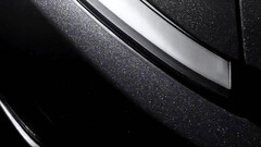 El nuevo Modelo Y AWD parte ahora de 50.490 dólares con el nuevo color Negro Diamante. (Fuente de la imagen: Tesla)