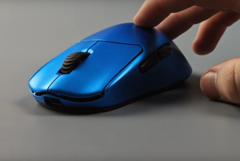 Ratón ultraligero Vaidemi Nimbus con carcasa maciza en azul