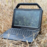 Análisis de la Dell Latitude 7030 Rugged Extreme: Tableta robusta con todos los colores sRGB Análisis de la Dell Latitude 7030 Rugged Extreme: Tableta robusta con todos los colores sRGB