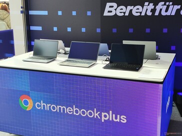 Chromebooks en la Intel Experience Store (fuente de la imagen: Benjamin Herzig)