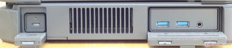 Izquierda: USB 3.1 Gen 1 Tipo C, ventilación, 2x USB 3.0 Tipo A, toma de auriculares