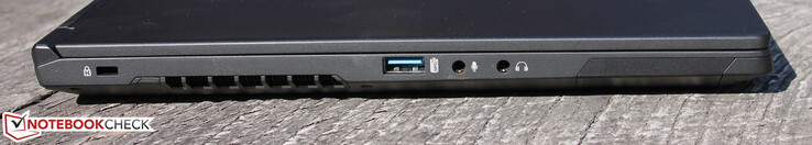 Derecha: USB tipo A 3.1 Gen 2, toma de auriculares, toma de micrófono