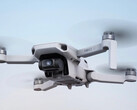 O Mini 2 SE perde a capacidade de 4K do Mini 2 para alcançar uma etiqueta de preço mais barato. (Fonte da imagem: DJI)