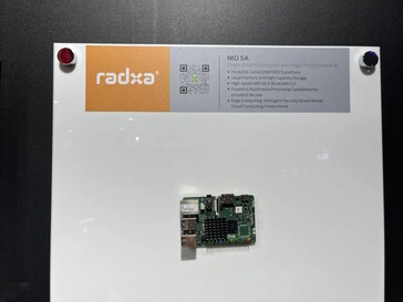 El nuevo Radxa SBCs está alimentado por un SoC MediaTek (Fuente de la imagen: Andreas Sebayang)