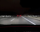 Prueba de luces largas adaptativas en el Tesla Model 3 (imagen: m.jr.88/YT)