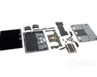 El nuevo MacBook Pro de 2021 ha sido desmontado para evaluar su reparabilidad (Imagen: iFixit)