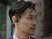 Los auriculares Audio Technica ATH-CC500BT2 transmiten los sonidos a través del cartílago de la oreja. Fuente de la imagen: Audio-Technica)