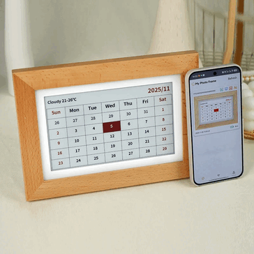Marco de fotos digital Bigme en el que se muestra un calendario junto a un smartphone.