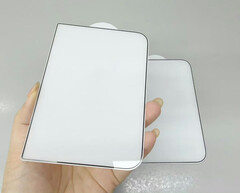 Imágenes filtradas del protector de pantalla del iPhone Ultra.