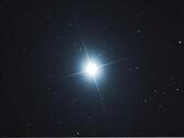 Una imagen que muestra la estrella Sirio en el espacio. (Fuente de la imagen: dom1706 - Pixabay)