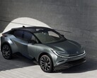 El Toyota bZ Compact SUV Concept cuenta con una gran pantalla de infoentretenimiento. (Fuente de la imagen: Toyota)