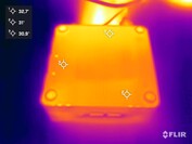 Prueba de resistencia Geekom AE7 (lado superior)