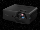 El proyector de simulación láser LK830ST de BenQ (en la imagen) ya está disponible. (Fuente de la imagen: BenQ, editado)