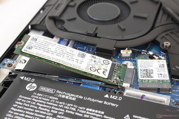 Unidad SSD M.2 PCIe4 x4 2280 NVMe primaria sin blindaje de aluminio