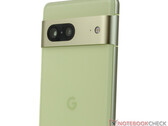 El Pixel 7a debería tener dos cámaras traseras como el Pixel 7, en la imagen. (Fuente de la imagen: NotebookCheck)