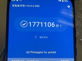 El Snapdragon 8 Gen 3 ya está demostrando un gran rendimiento, incluso en una muestra de ingeniería. (Fuente de la imagen: Kuan vía @TECHINFO45 & @yabhishekhd)