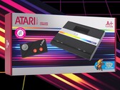 La Atari 7800+ viene con un juego gratuito en la caja. (Fuente de la imagen: Atari).