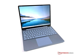 Probando el Microsoft Surface Laptop Go 2. Unidad de prueba proporcionada por Cyberport.