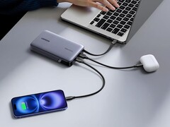 El Nexode Power Bank 20.000 mAh 145W de Ugreen (en la imagen) está disponible en varios países. (Fuente de la imagen: Ugreen)