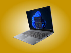 El Lenovo V15 Gen 6 AMN en su acabado Luna Grey.