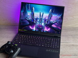 El Acer Predator Helios Neo 16 PHN16-72-73Q5, unidad de prueba proporcionada por Acer Alemania.