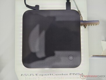 Sensor de huellas dactilares Asus ExpertCenter PN54 (fuente de la imagen: Notebookcheck)