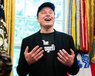 Elon Musk hablando en el Despacho Oval de la Casa Blanca. (Fuente de la imagen: ALLISON ROBBERT/AFP vía Getty Images)
