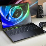 Niezwykle szybki, ale stosunkowo cichy gracz - recenzja laptopa Razer Blade 18 2025 RTX 5090