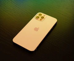 El iPhone 12 Pro Max no siempre usa su teleobjetivo para tomar fotos con zoom. (Fuente de la imagen: Martin Sanchez)