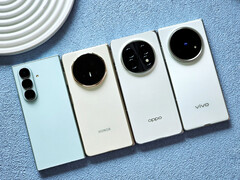 Los Galaxy Z Fold7, Magic V5, Find N5 y X Fold5, de izquierda a derecha. (Fuente de la imagen: Ice Universe)