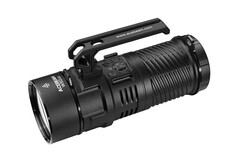 La Acebeam W50 2.0 es una linterna enorme con un alcance muy largo (Fuente de la imagen: Acebeam)