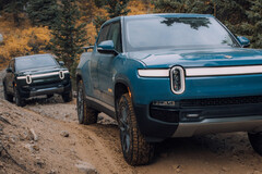 El rendimiento todoterreno es uno de los puntos fuertes de la Rivian R1T, según un análisis a largo plazo. (Fuente de la imagen: Rivian)