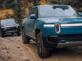 El rendimiento todoterreno es uno de los puntos fuertes de la Rivian R1T, según un análisis a largo plazo. (Fuente de la imagen: Rivian)